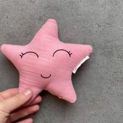 Rammelaar - Ster Sofia - Handmade By CYRIEL - Roze -grijp-bijtspeelgoed Verkoopwinkel 472x840 3