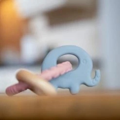 Bo Jungle B-Rattle Rings Roze Olifant Bijtring B931040 11 Bo Jungle B-Rattle Rings Roze Olifant Bijtring B931040 -grijp-bijtspeelgoed Verkoopwinkel 550x366 122