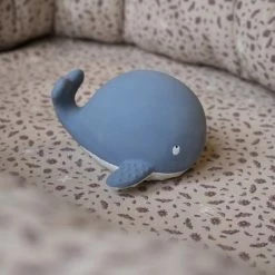 Filibabba - Bijtring - Christian The Whale - Powder Blue -grijp-bijtspeelgoed Verkoopwinkel 550x366 27