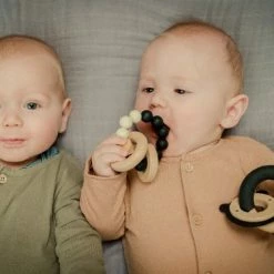 Label Label Konijn Roze Hout & Silicone Dubbele Bijtring LLST-15089 -grijp-bijtspeelgoed Verkoopwinkel 550x366 49