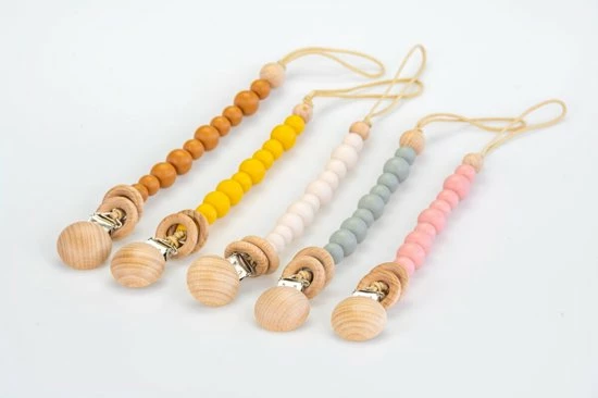 Petit Adventures Speenkoord Met Houten Rammelaar Cognac - Gift Set 7 Petit Adventures Speenkoord Met Houten Rammelaar Cognac - Gift Set - Afbeelding 5