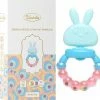 Biberoia® Bijtring Met Rammelaar - Bijtring - Baby – Speelgoed – Babycadeau - Kraamcadeau - Babyshower - Blauw 2 Biberoia® Bijtring Met Rammelaar - Bijtring - Baby – Speelgoed – Babycadeau - Kraamcadeau - Babyshower - Blauw -grijp-bijtspeelgoed Verkoopwinkel 550x508 4