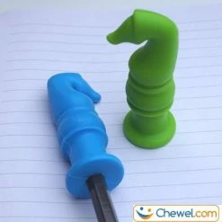 Pennendop Potlooddop Kauwdop Bijtdop | Schaakstuk | Paard | Diverse Kleuren | Blauw | Chewel ® -grijp-bijtspeelgoed Verkoopwinkel 550x550 169