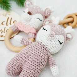 Merkloos Speelgoed Voor De Baby's - Rammelaar - Hert - Grijpring - Wit/roos 12 Merkloos Speelgoed Voor De Baby's - Rammelaar - Hert - Grijpring - Wit/roos -grijp-bijtspeelgoed Verkoopwinkel 550x550 188