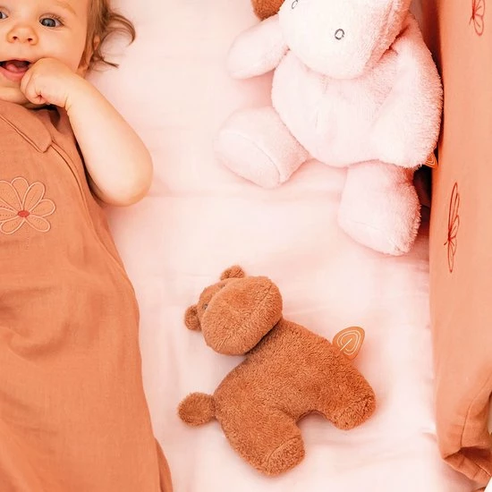 Nattou Hippo Susie - Rammelaar - 20 Cm - Oranje 4 Nattou Hippo Susie - Rammelaar - 20 Cm - Oranje - Afbeelding 2