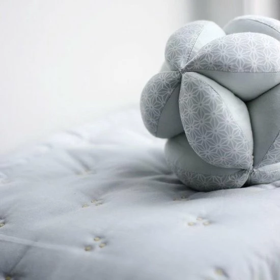 CamCam Copenhagen Luxe Speelbal Baby Mint CamCam 4 CamCam Copenhagen Luxe Speelbal Baby Mint CamCam - Afbeelding 2