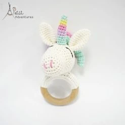 Petit Adventures Handgebreide Rammelaar Unicorn