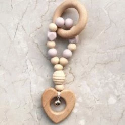 Simann Products Baby Speelgoed - Baby Bijtring - Houten Bijtring - Baby Speelgoed 0 Jaar - Baby Rammelaar - Kraamcadeau - Baby Shower - Kleur Lila - NIEUW!!!