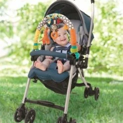 Infantino - Soft - Go-Gaga - Safari Stroller Arch - Kinderwagen Speeltjes -grijp-bijtspeelgoed Verkoopwinkel 550x681