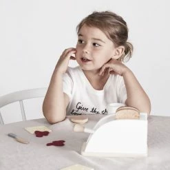 Kids Concept Kid's Concept Toaster 22 Kids Concept Kid's Concept Toaster -grijp-bijtspeelgoed Verkoopwinkel 550x819 2