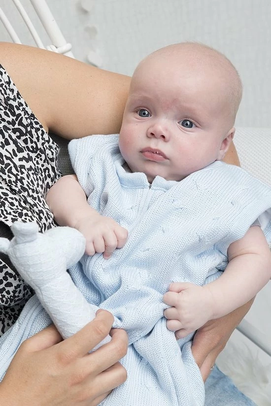 Baby's Only Gebreide Baby Rammelaar Nijlpaard - Poederblauw - Baby Cadeau 4 Baby's Only Gebreide Baby Rammelaar Nijlpaard - Poederblauw - Baby Cadeau - Afbeelding 2