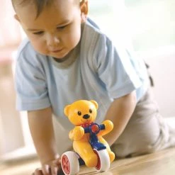Tolo Teddy Op De Fiets -grijp-bijtspeelgoed Verkoopwinkel 550x827 2